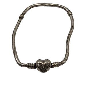 Disney Parks Pandora Moments Mickey Mouse Heart Clasp Bracelet 925 Silver .925